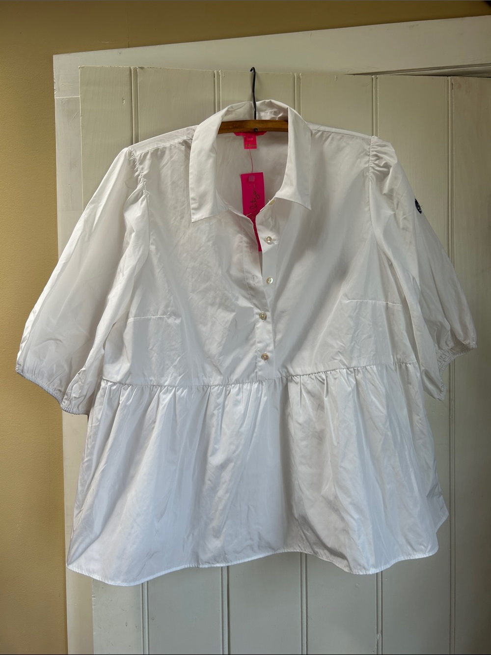 NWT Lilly Pulitzer Crissa Short Sleeve Resort White Shirt Size XL